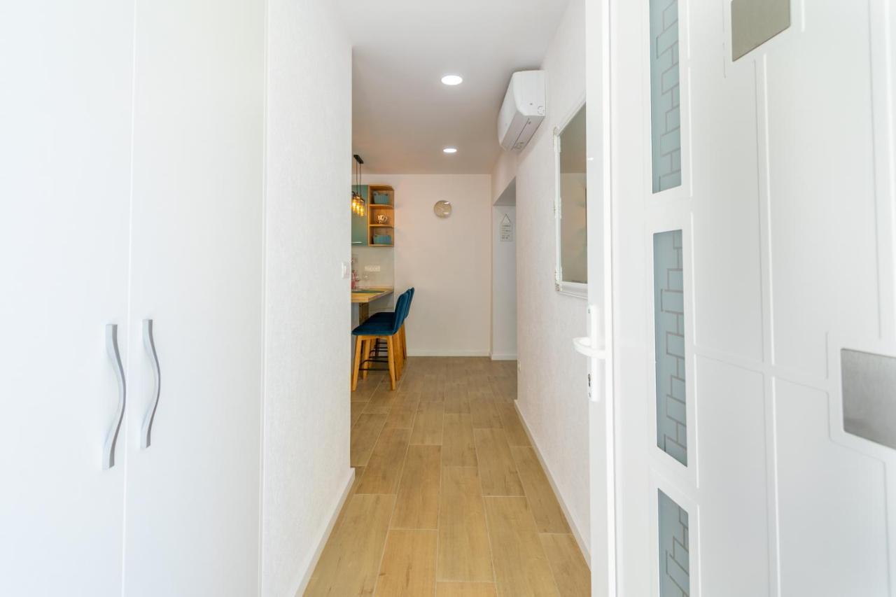 City Apartment 4 & 6 Makarska Esterno foto